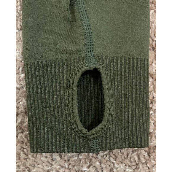 Victoria Secret PINK Active M/L 1/4 Zip Army Green Cropped L/S Top Thumbholes - Picture 8 of 10